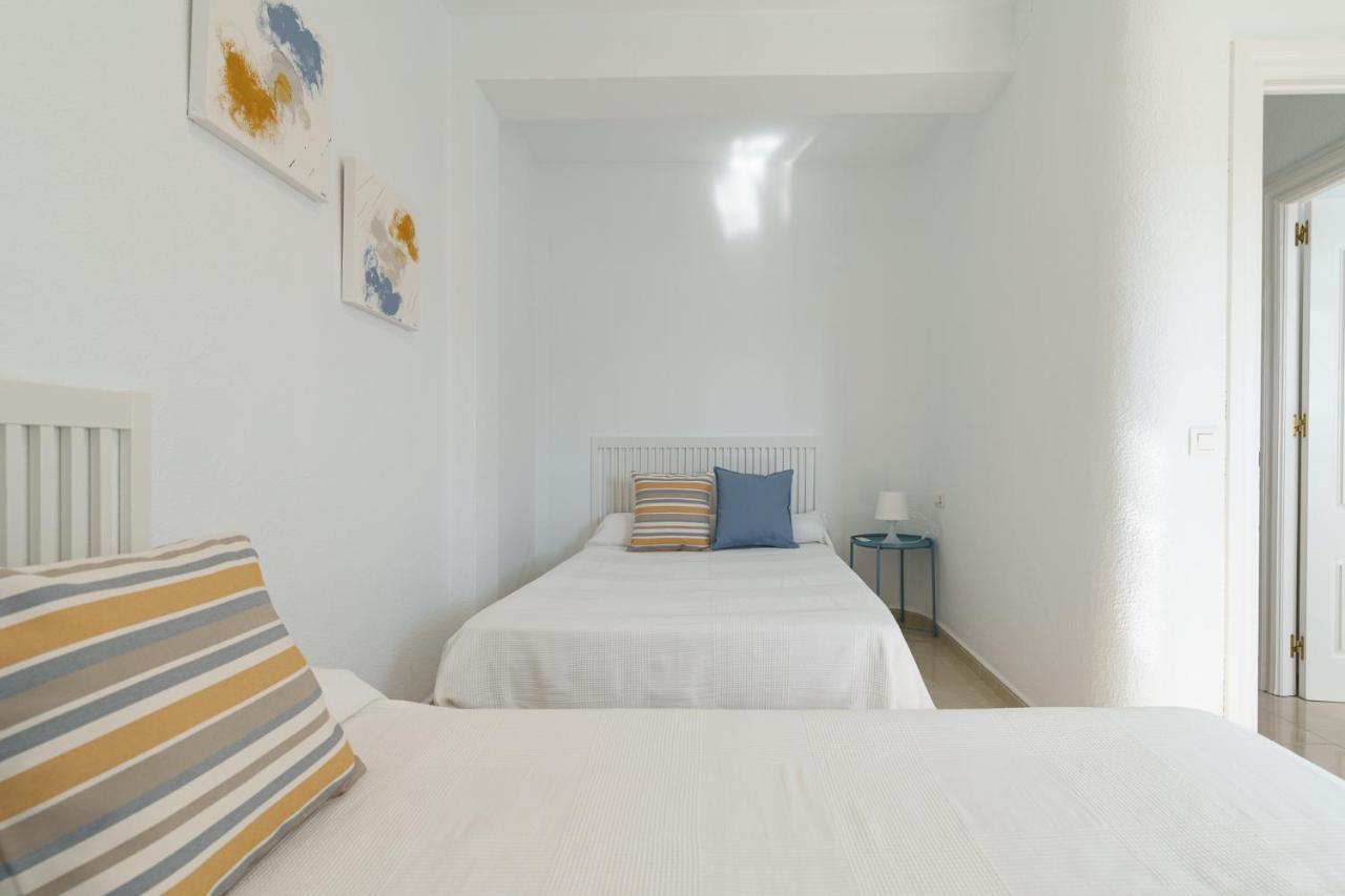 Maisuit Apartment Malaga City Center Ngoại thất bức ảnh